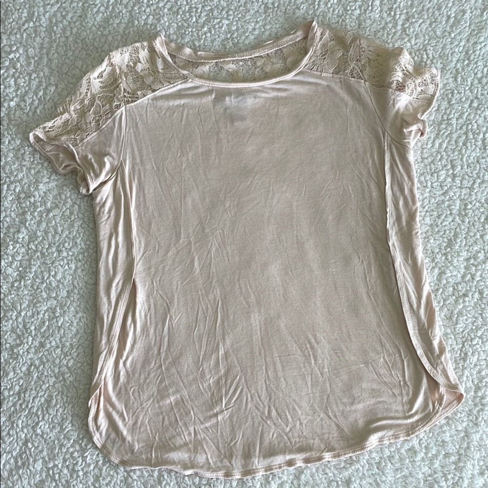 Forever 21 Contemporary  Lace Sleeve Women's Top size Small - Cream